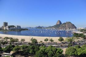 Trabalho, serviços e lazer convivem em Botafogo 