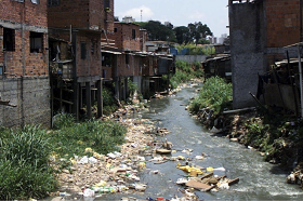 O que é racismo ambiental e por que falar sobre isso na escola